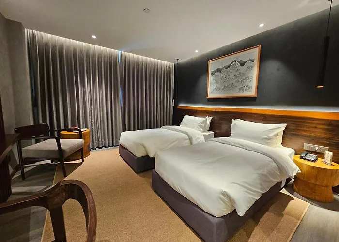 Barahi Hotel 5*