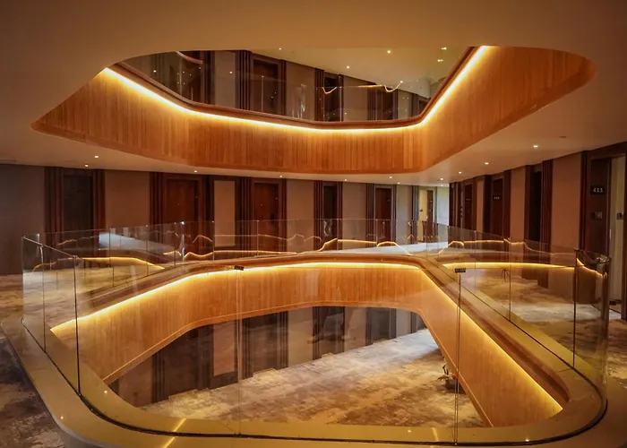 Barahi Hotel 5*
